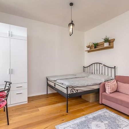Cozy Quiet New Apartment In Karlin Square Prag Exterior foto